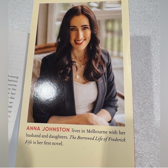 Paperback edition The Borrowed Life Of Frederick Fife by Anna Johnston - Picture 8 of 9